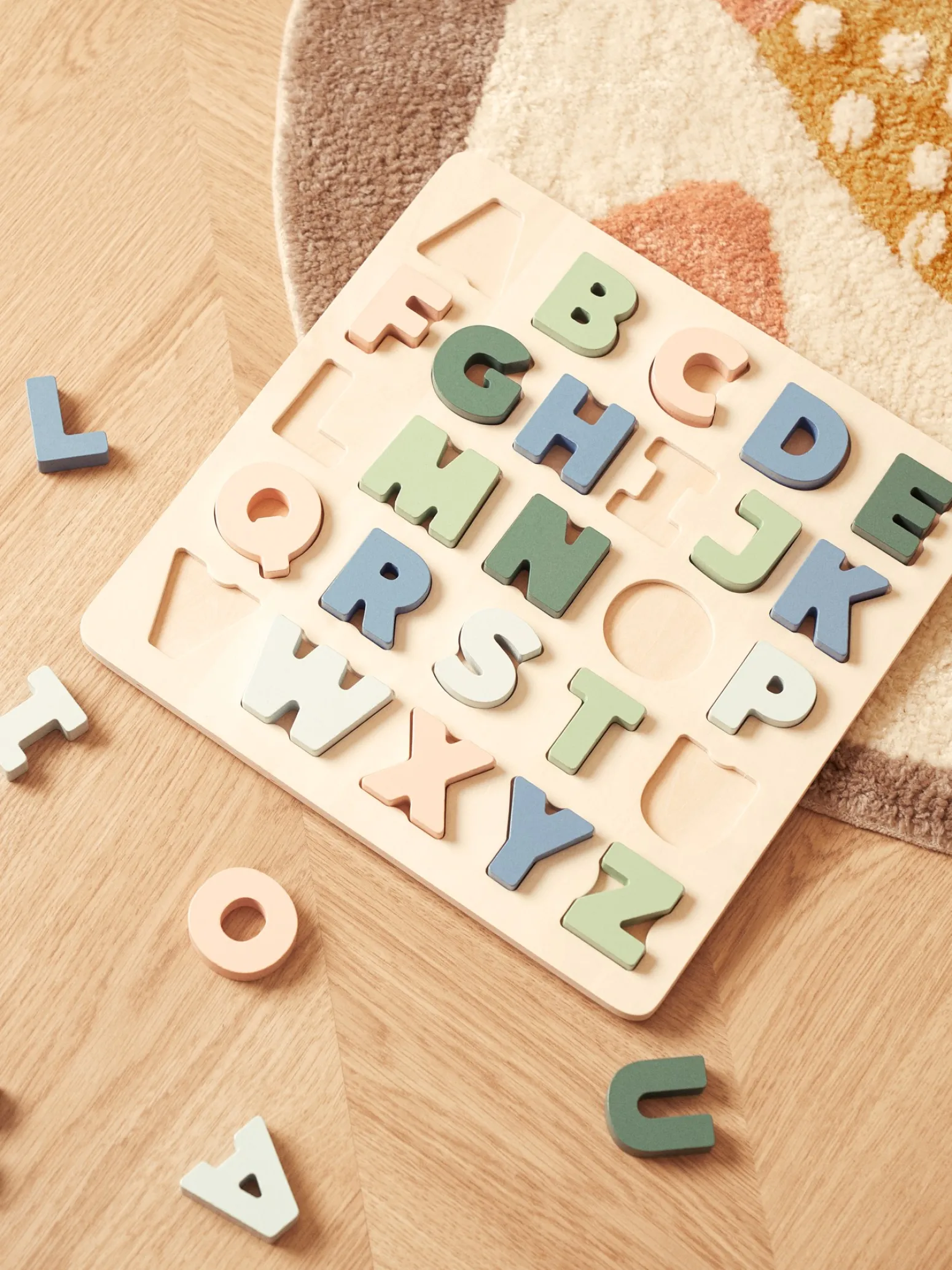 Kinder Søstrene Grene Schweiz Holzspielzeug<Buchstaben-Puzzle