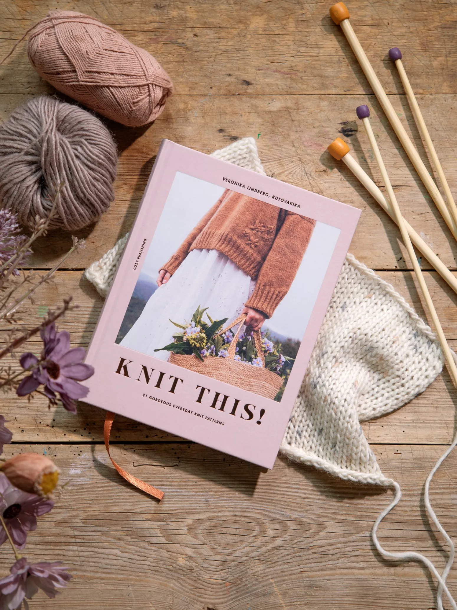 Søstrene Grene Schweiz Coffee Table Books<Knit This