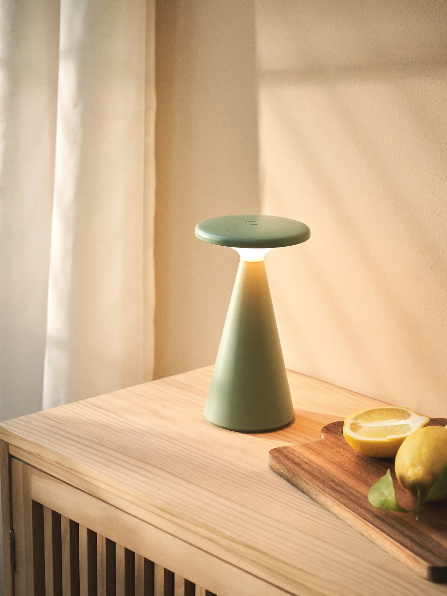 Søstrene Grene Schweiz Lampen<LED-Tischlampe