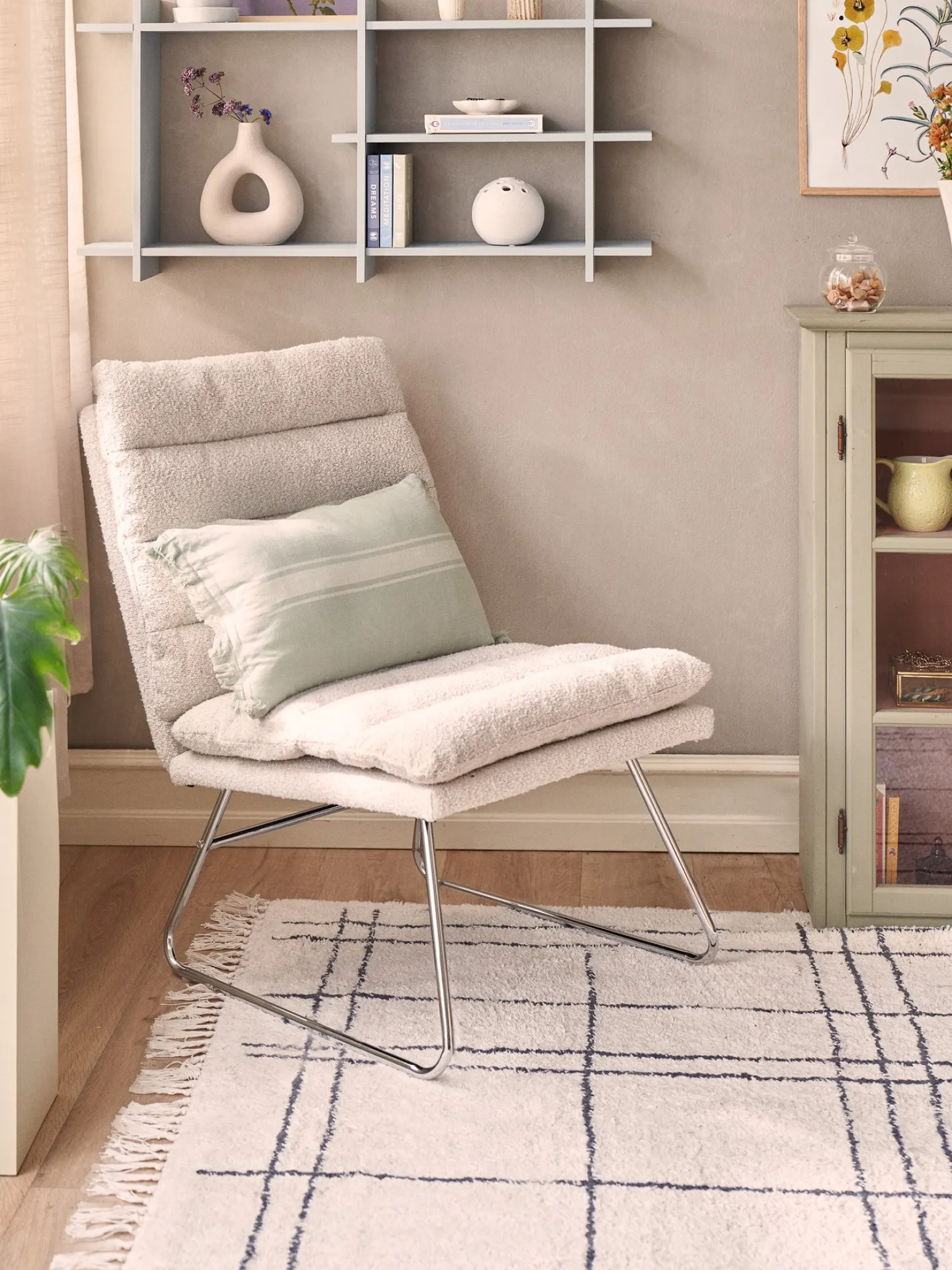 Søstrene Grene Schweiz Stühle<Loungesessel Mit Bouclé-Stoff