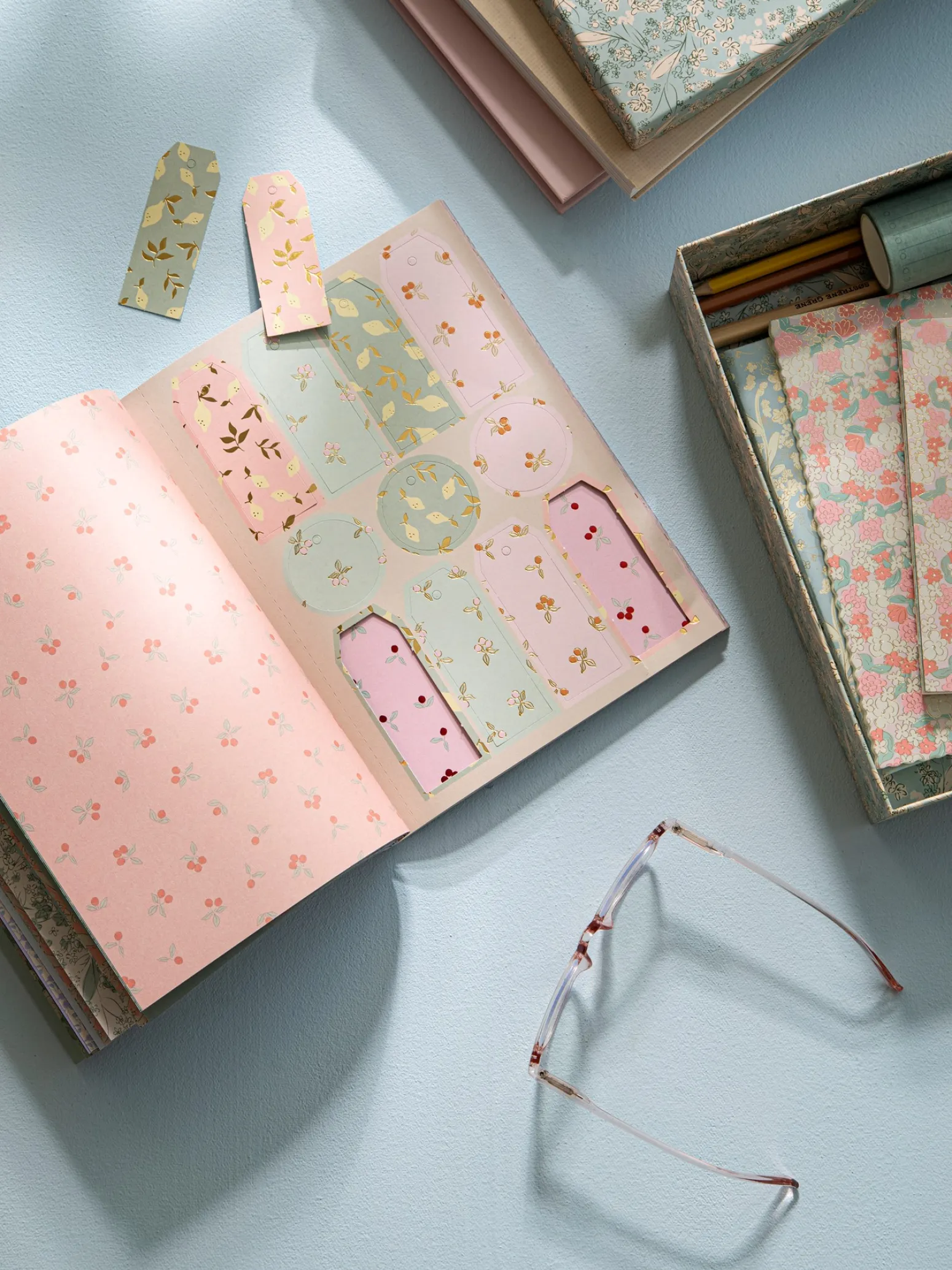 Søstrene Grene Schweiz Schreibwaren<Paper Is Magic-Buch