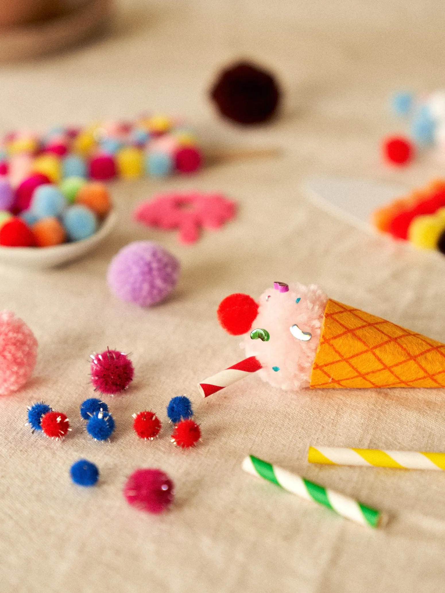 Søstrene Grene Schweiz Diy-Sets<Pom-Pom-Eis-DIY-Set
