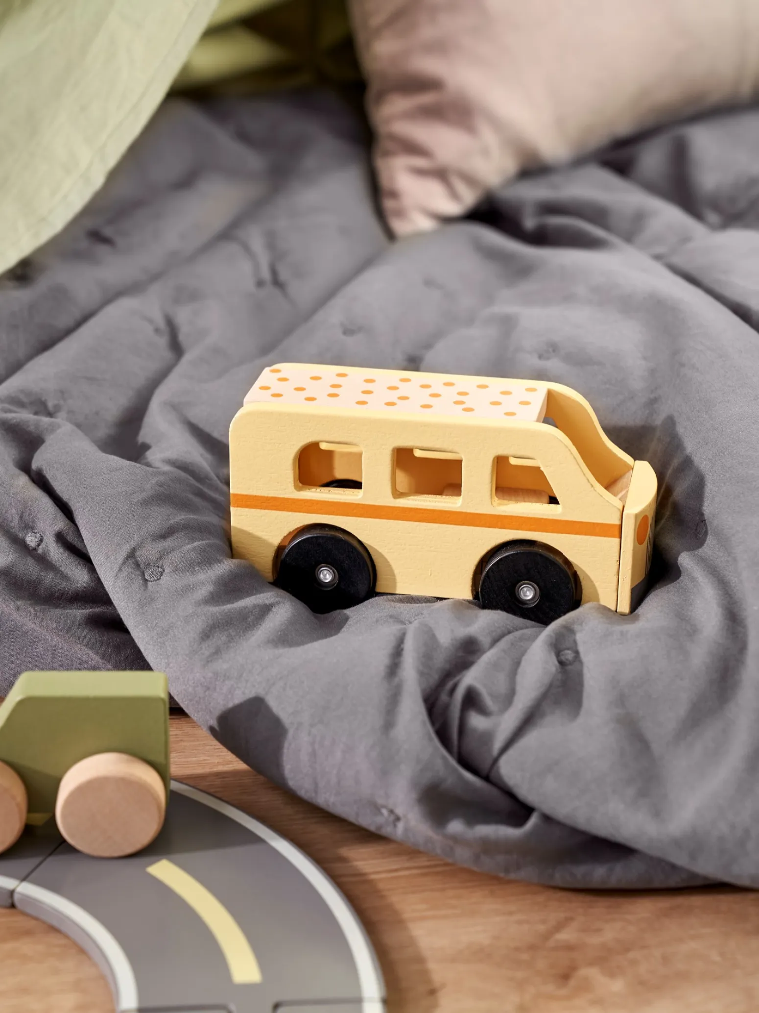 Kinder Søstrene Grene Schweiz Holzspielzeug<Spielzeugbus