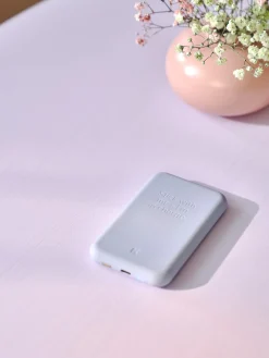 Søstrene Grene Schweiz Elektronik<ToCHARGE QI Powerbank